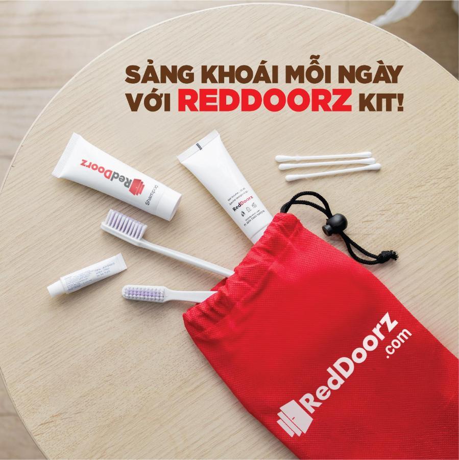 Reddoorz Ura Hotel Hung Phuoc 4 Ho Chi Minh-stad Buitenkant foto